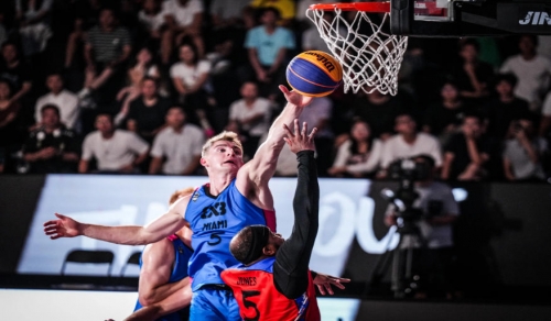 籃球投注高手的實戰策略解析：如何掌握比分節奏與球員動態，遠離足球式思維陷阱